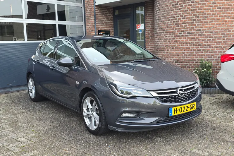 Opel Astra (2016)