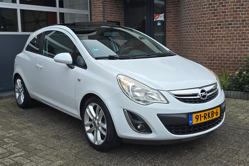 Opel Corsa (2011)