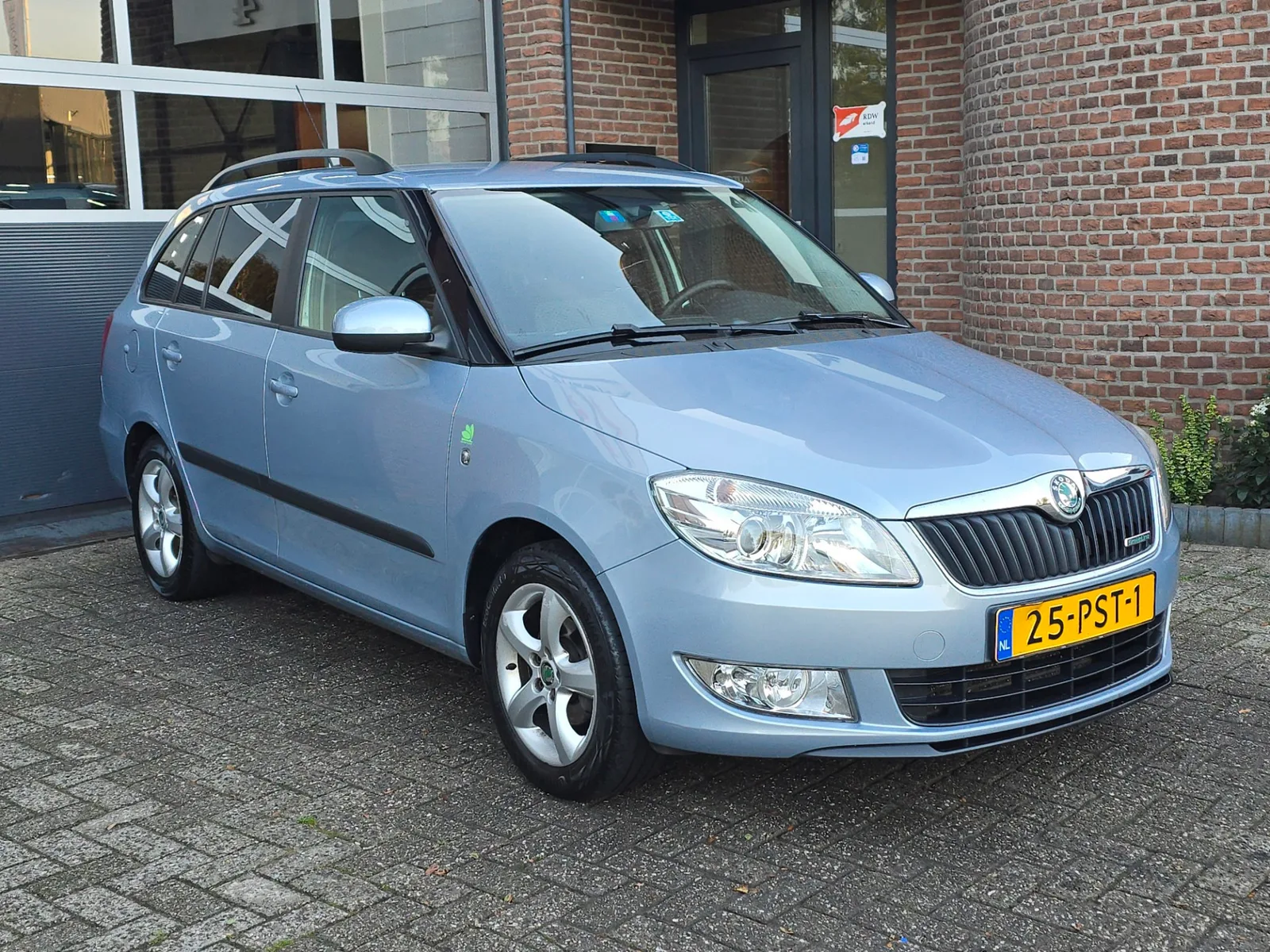 Škoda Fabia (2011) — foto 1