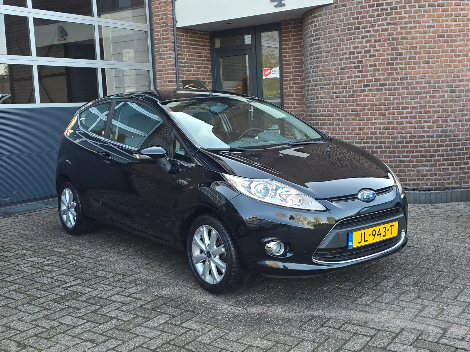 Ford Fiesta (2009) — foto 1