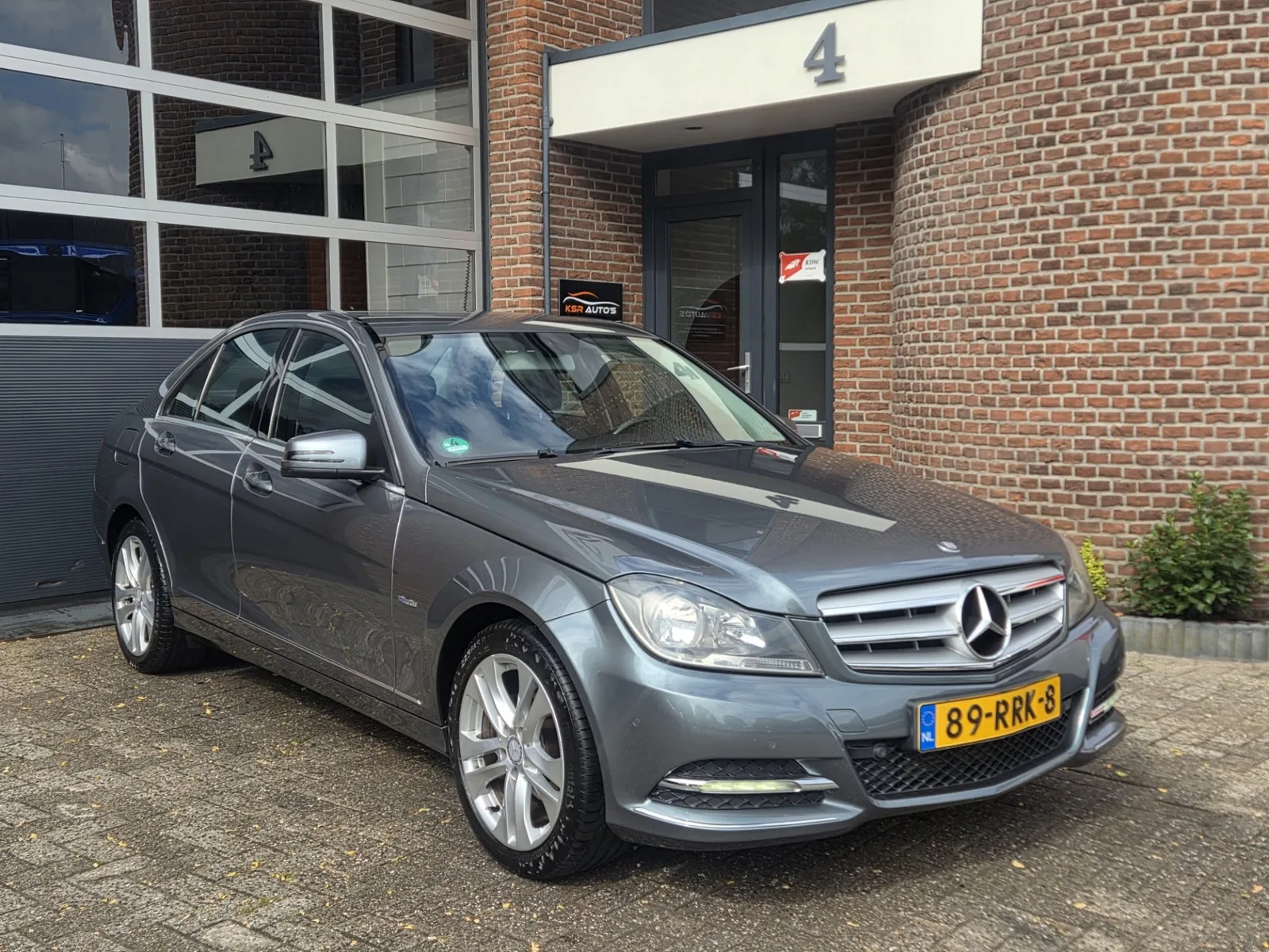 Mercedes-Benz C-Klasse (2011) — foto 1