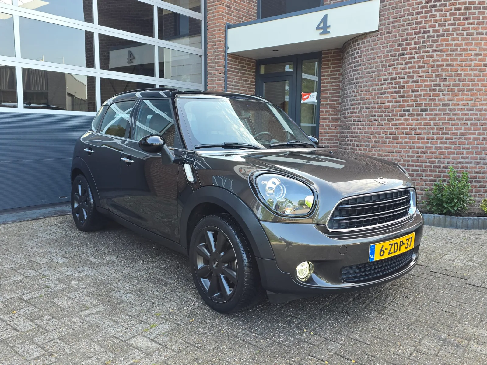 MINI Countryman (2015) — foto 1