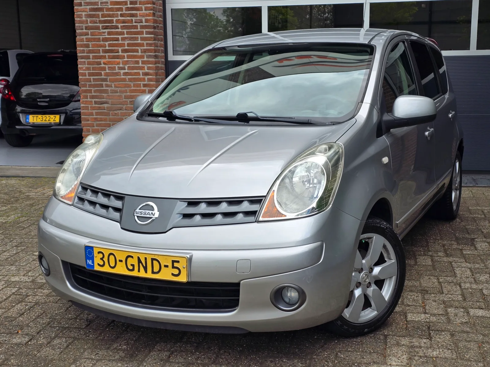 Nissan Note (2008) — foto 1