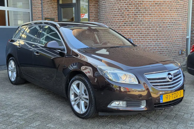 Opel Insignia Sports Tourer (2012)