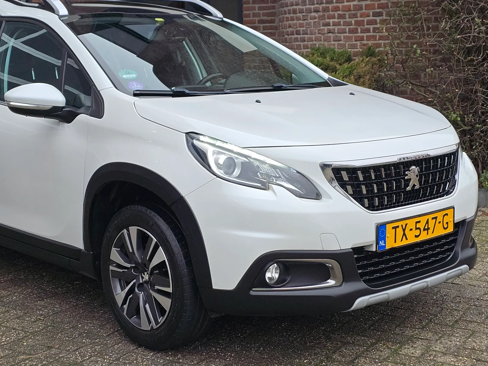 Peugeot 2008 (2018) — foto 1