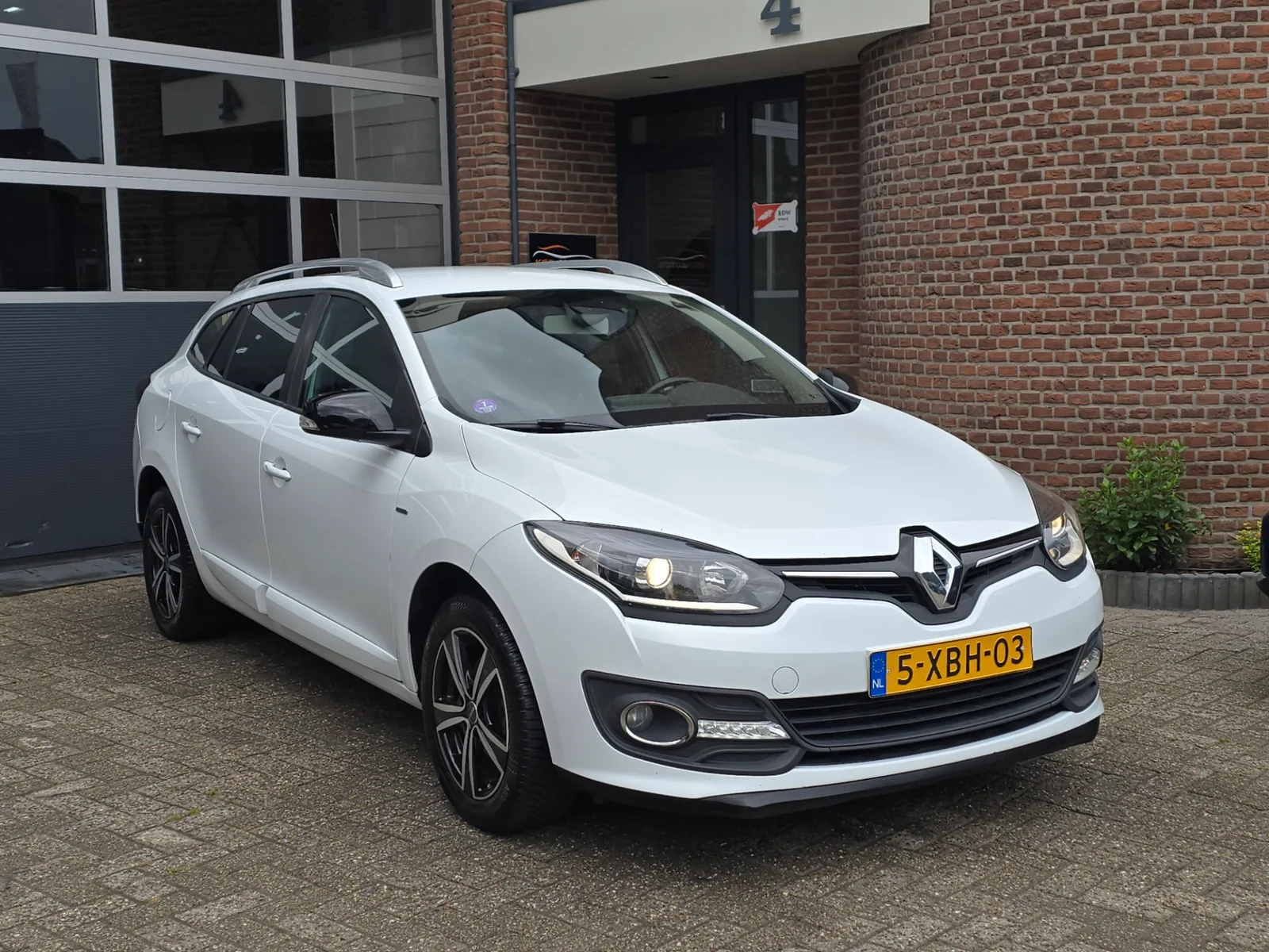Renault Mégane (2014) — foto 1