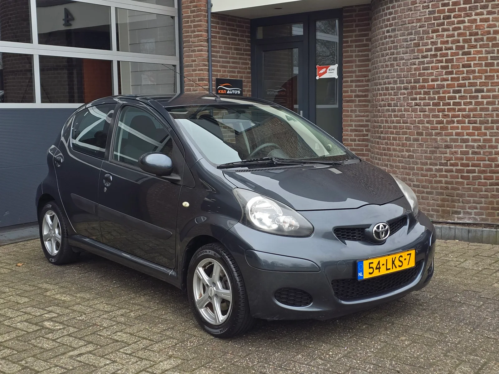 Toyota Aygo (2010) — foto 1