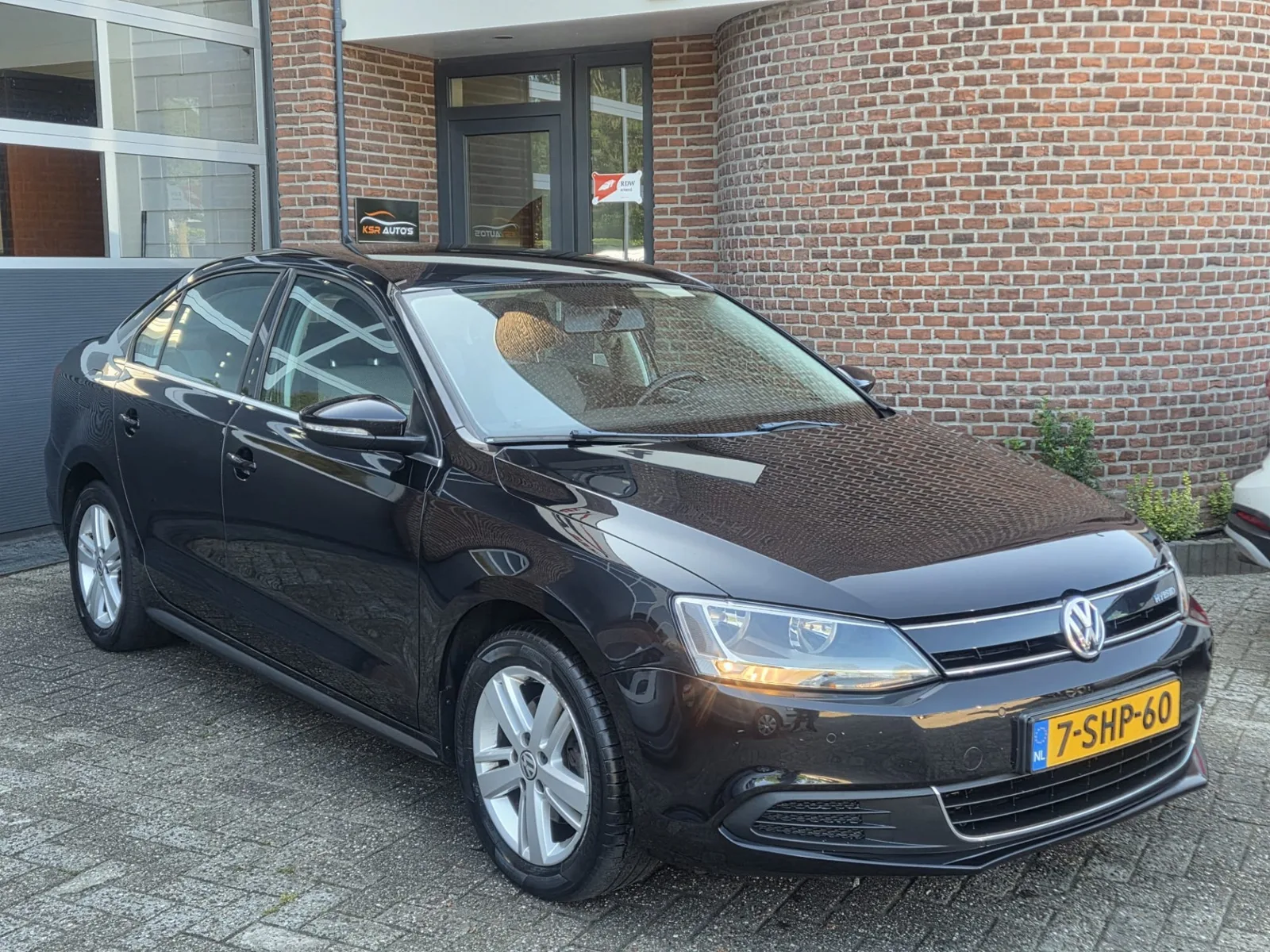 Volkswagen Jetta (2013) — foto 1