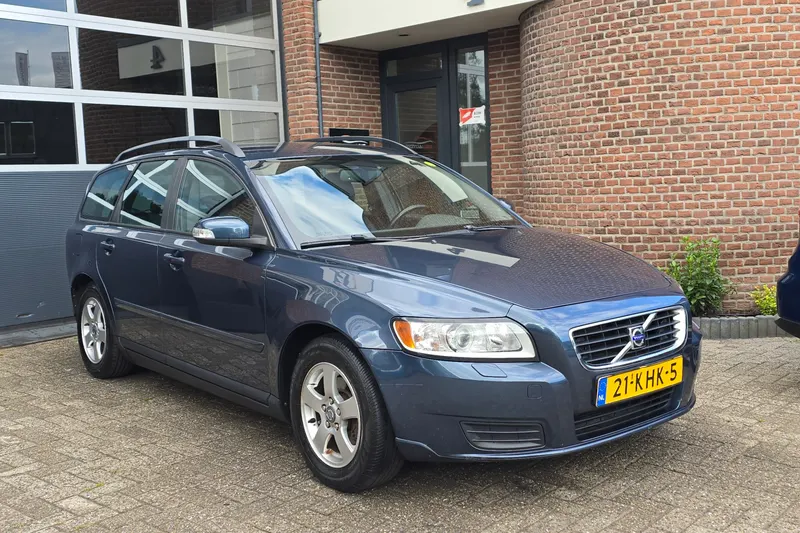 Volvo V50 (2008)