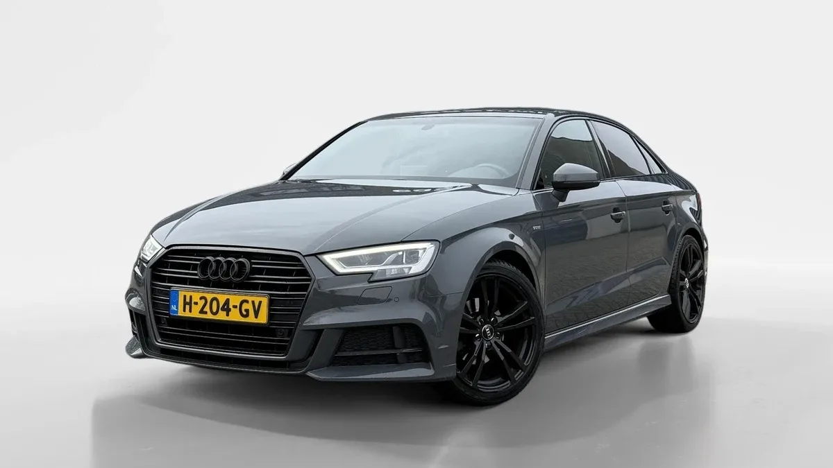Audi A3 (2020) — foto 1
