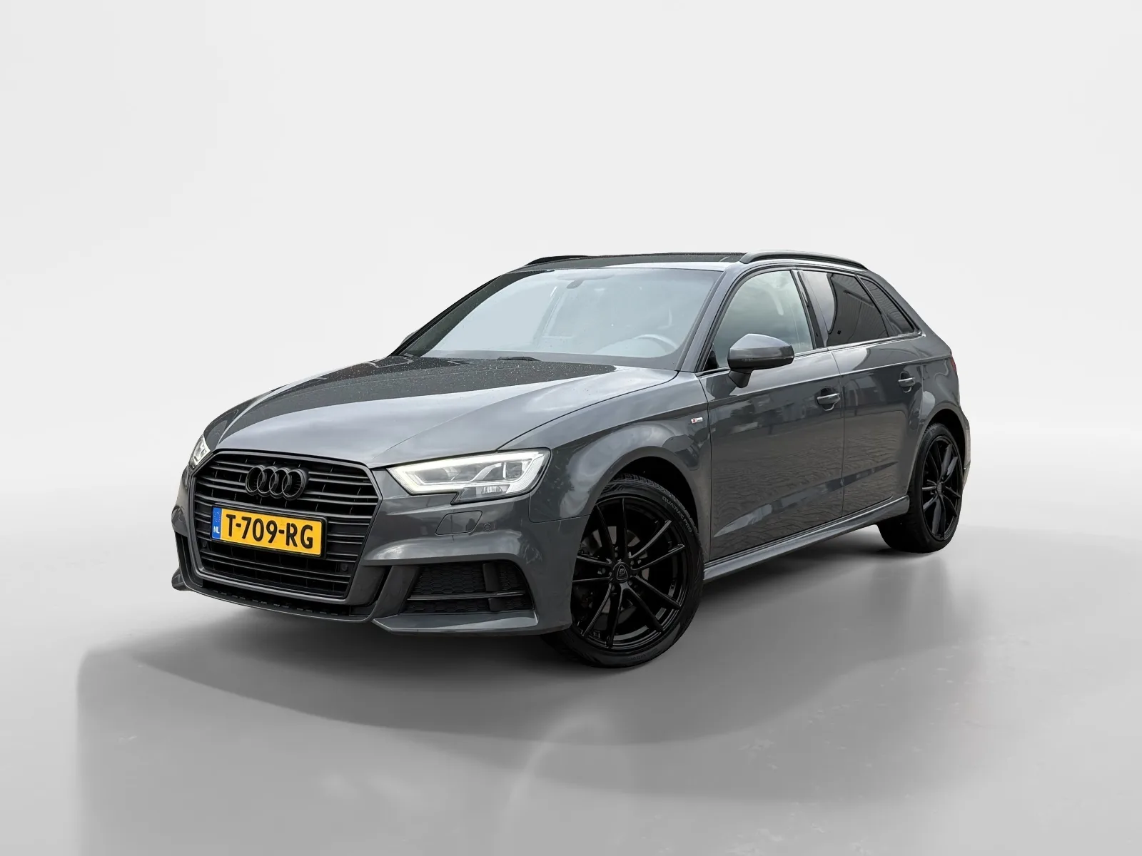 Audi A3 (2018) — foto 1