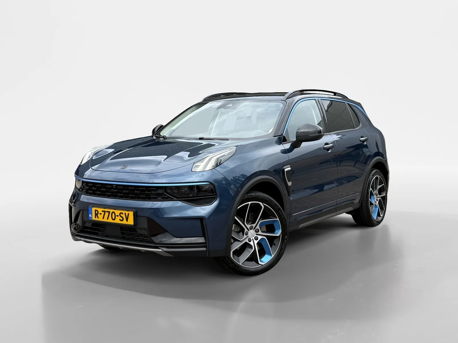 Lynk & Co 01 (2022) — foto 1