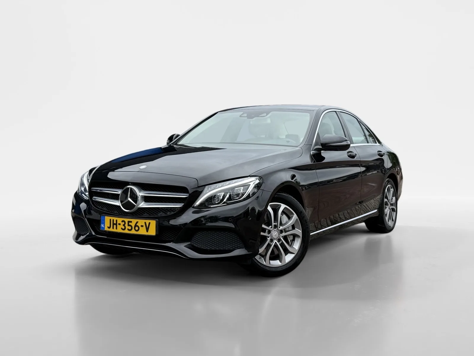 Mercedes-Benz C-Klasse (2016) — foto 1