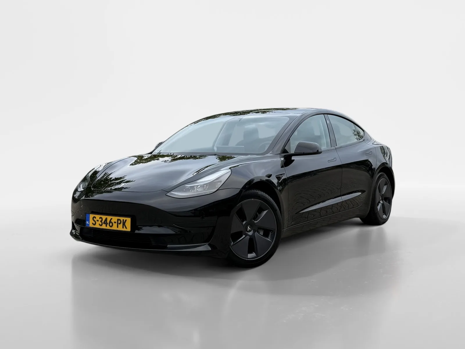 Tesla Model 3 (2023) — foto 1