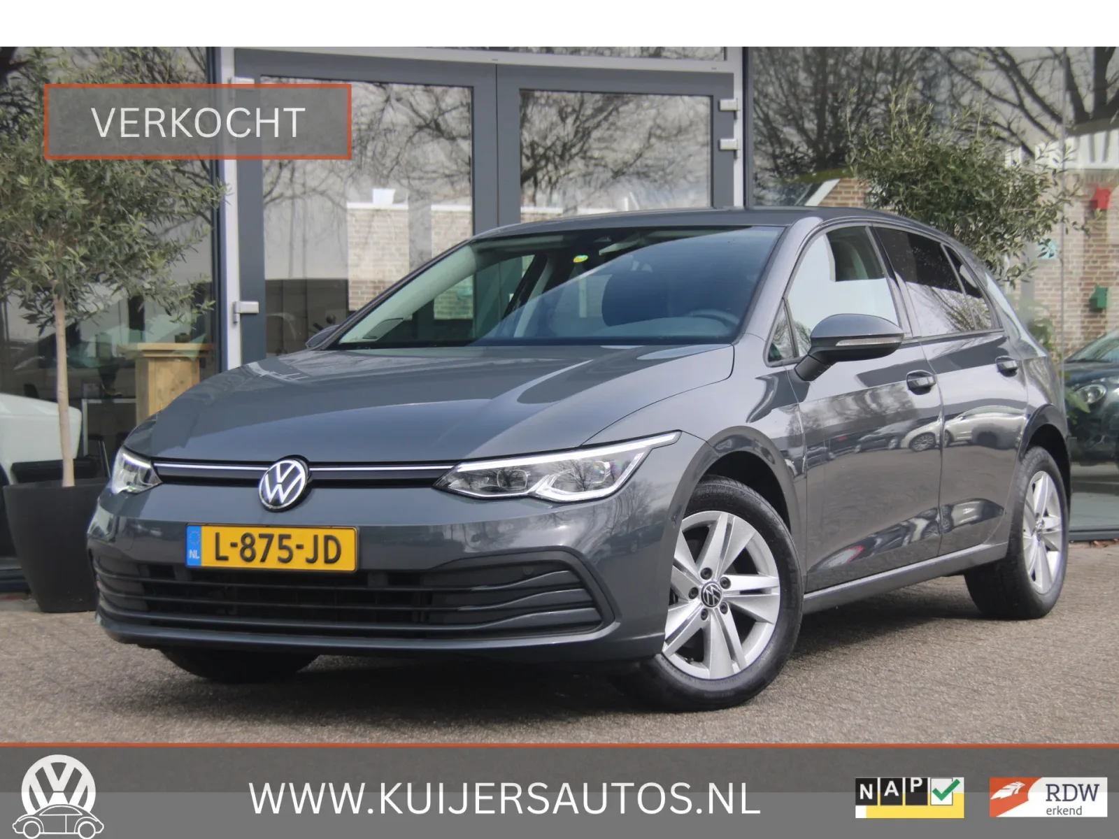 Volkswagen Golf (2021) — foto 1
