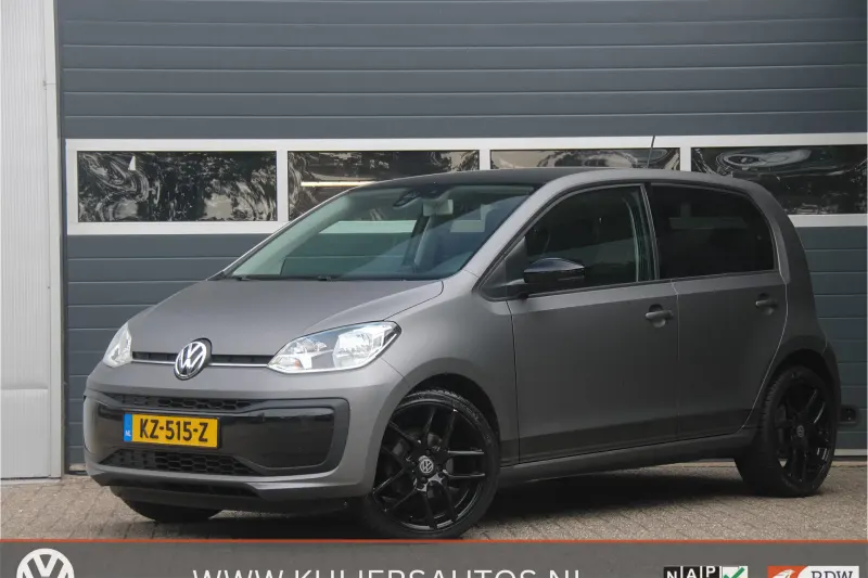 Volkswagen Up! (2017)