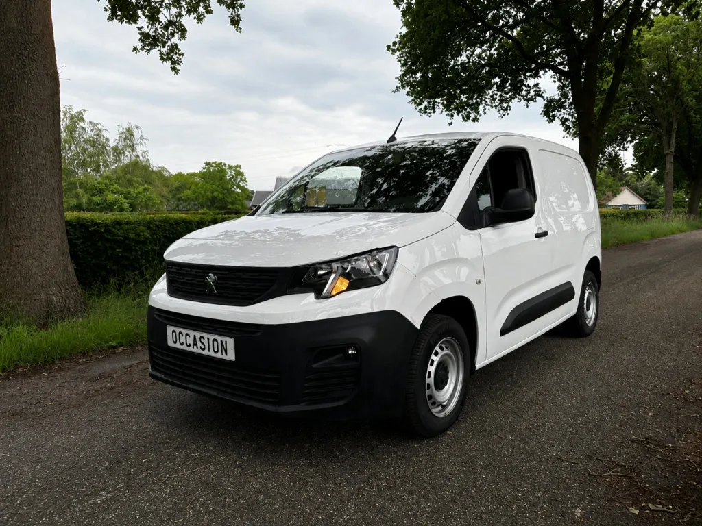 Peugeot Partner (2021) — foto 1