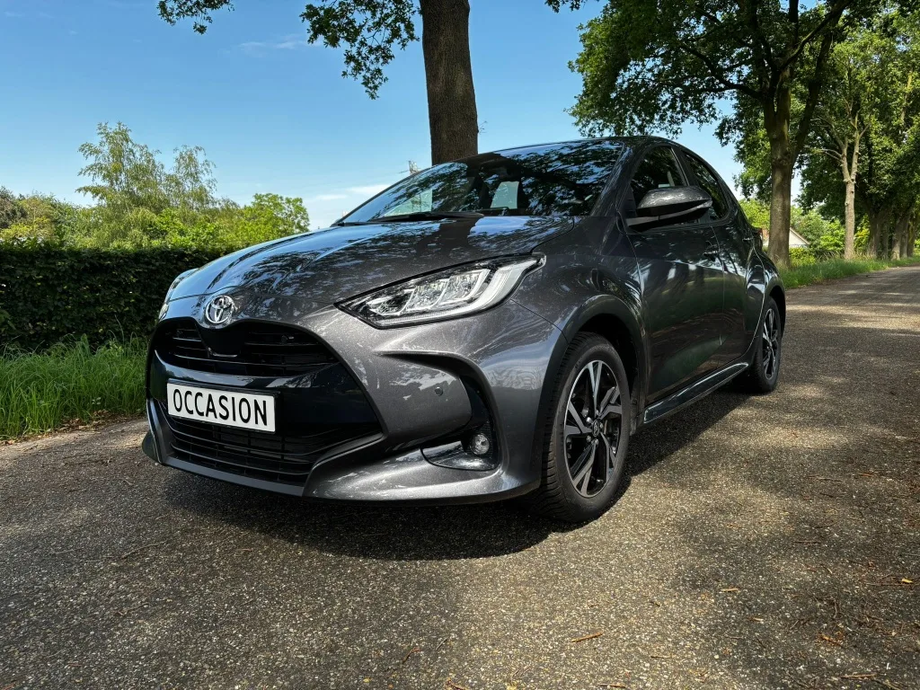 Toyota Yaris (2025) — foto 1