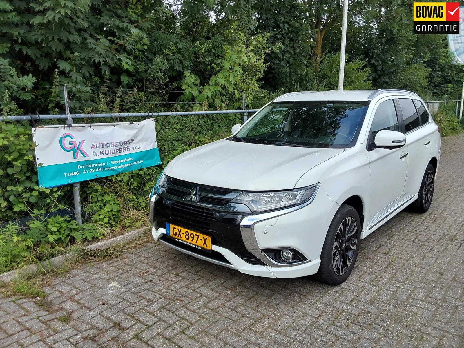 Mitsubishi Outlander (2015) — foto 1