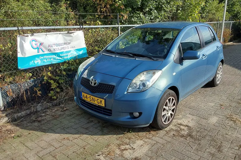 Toyota Yaris (2006)