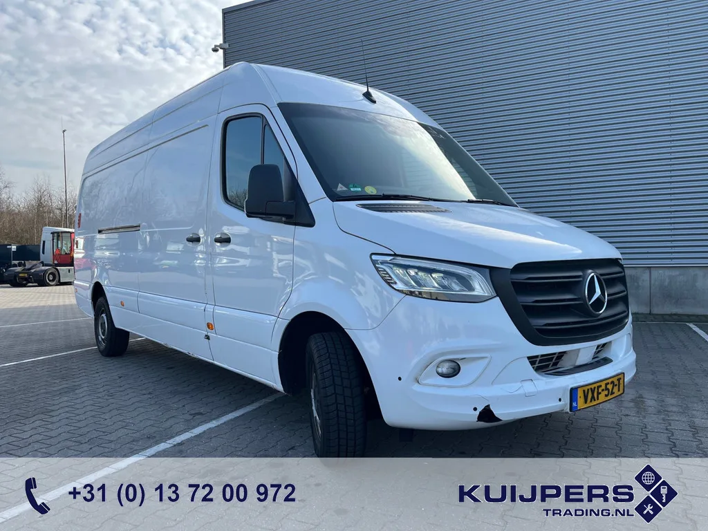 Mercedes-Benz Sprinter (2023) — foto 1