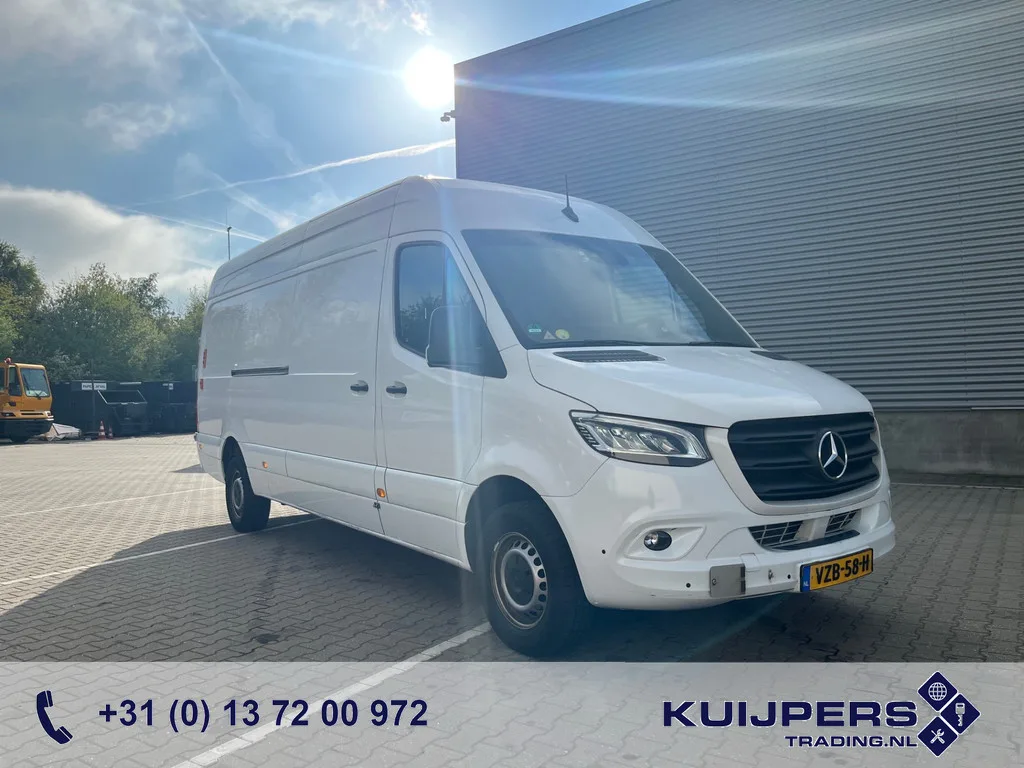 Mercedes-Benz Sprinter (2023) — foto 1