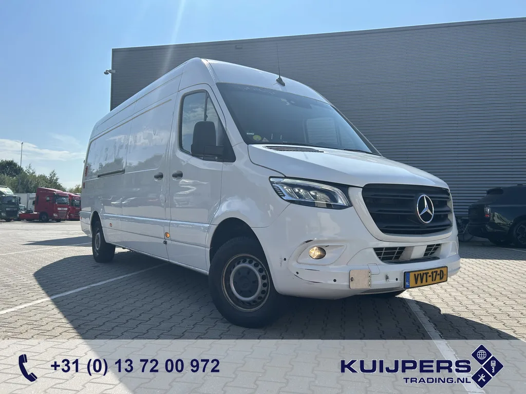 Mercedes-Benz Sprinter (2023) — foto 1