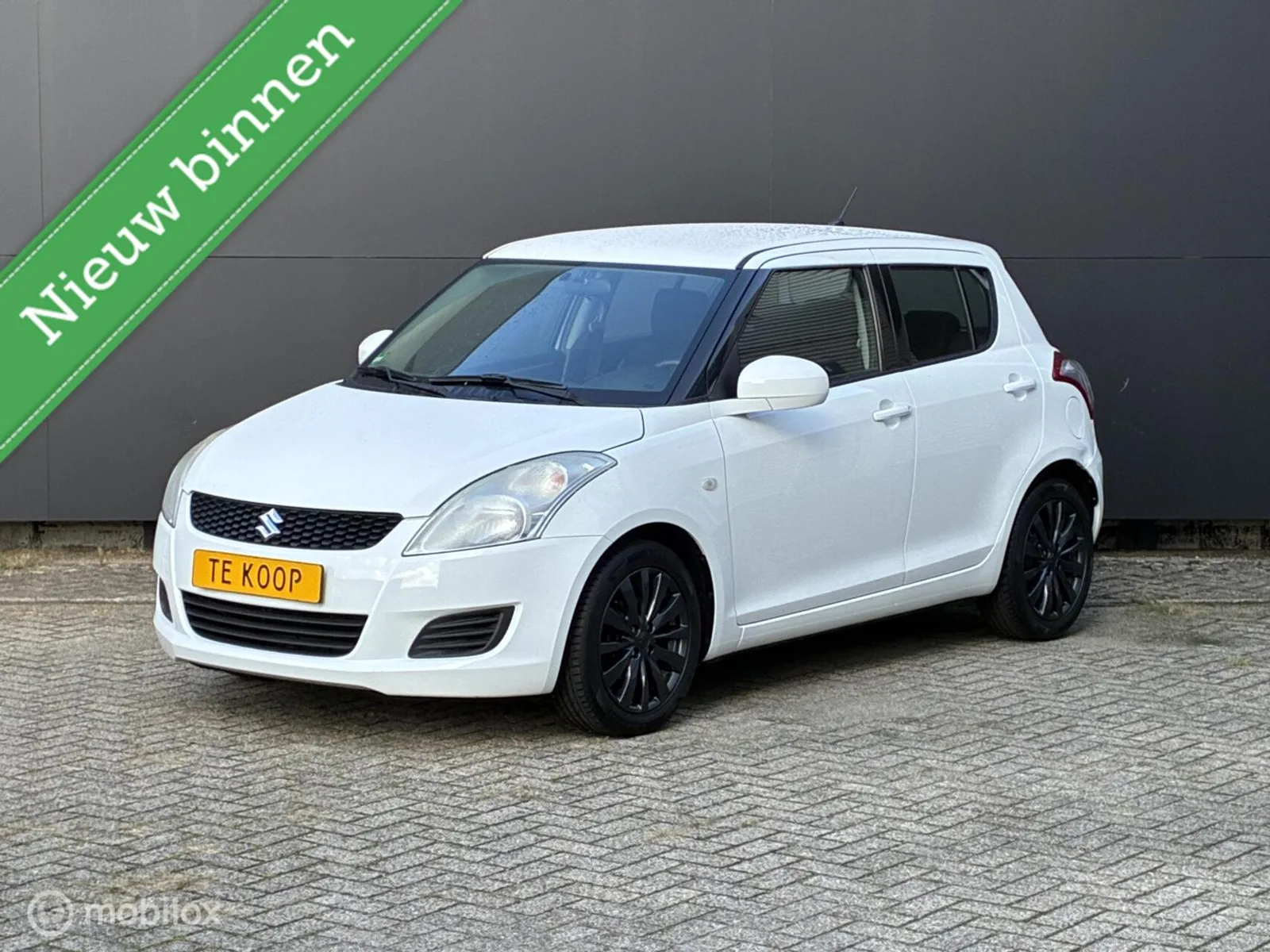 Suzuki Swift (2012) — foto 1