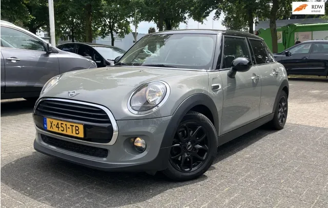 MINI Cooper (2018) — foto 1