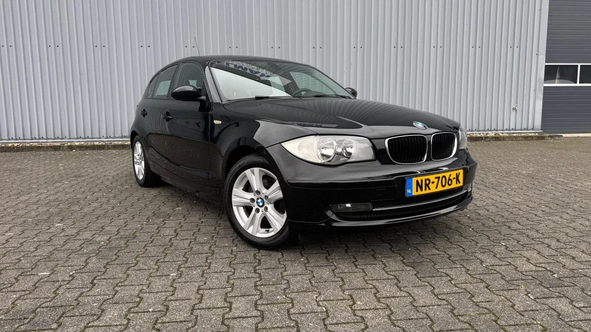 BMW 1-Serie (2009) — foto 1