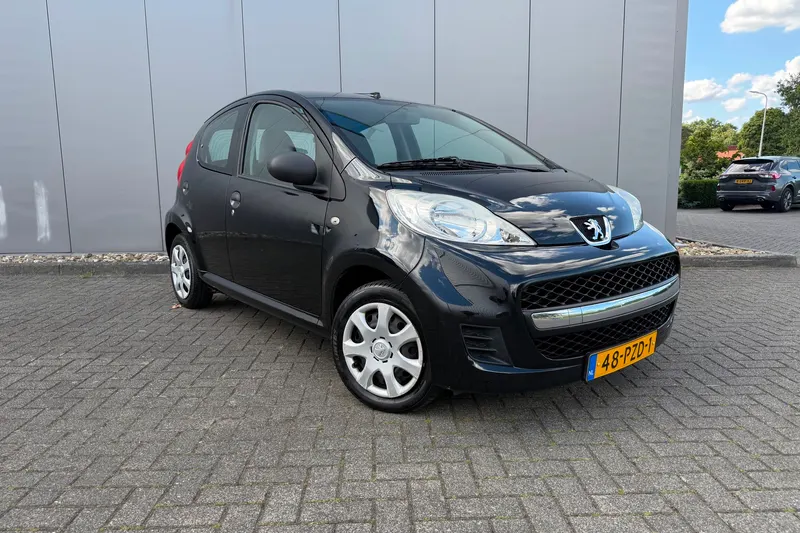 Peugeot 107 (2011)