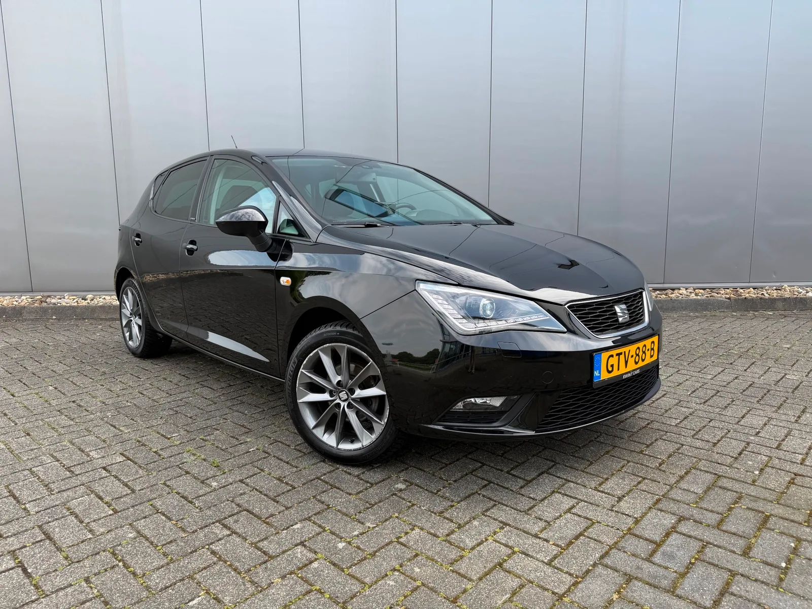 SEAT Ibiza (2015) — foto 1