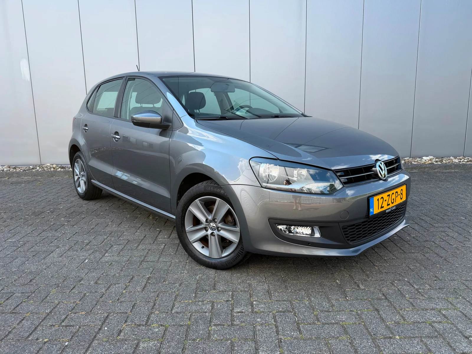 Volkswagen Polo (2013) — foto 1