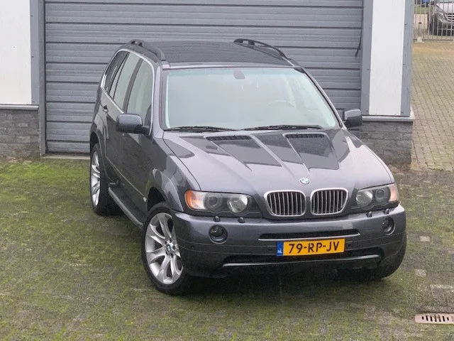 BMW X5 (2005) — foto 1