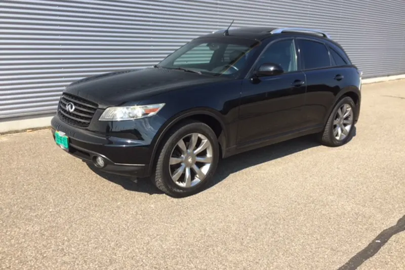 Infiniti FX (2004)