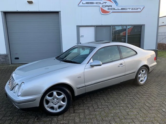 Mercedes-Benz CLK-Klasse (1998) — foto 1