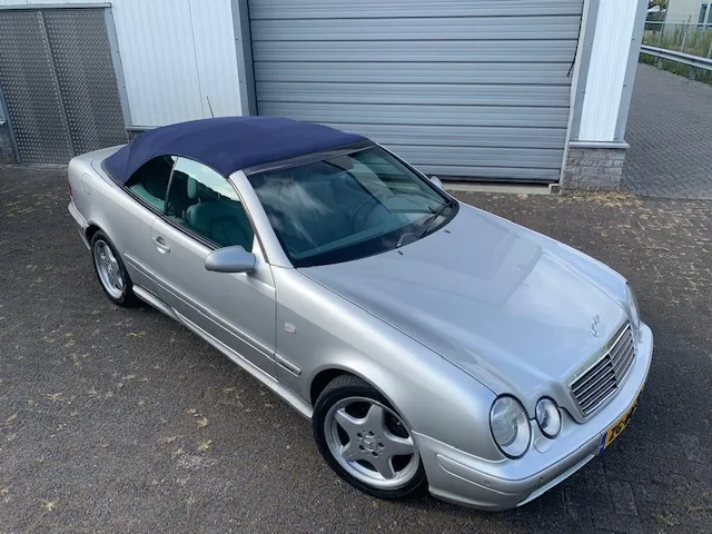 Mercedes-Benz CLK-Klasse (1999) — foto 1