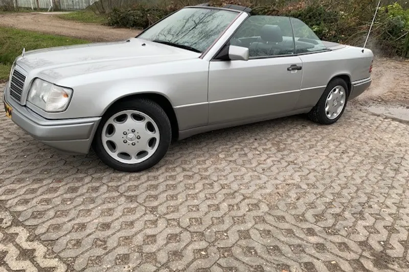 Mercedes-Benz E-Klasse (1993)