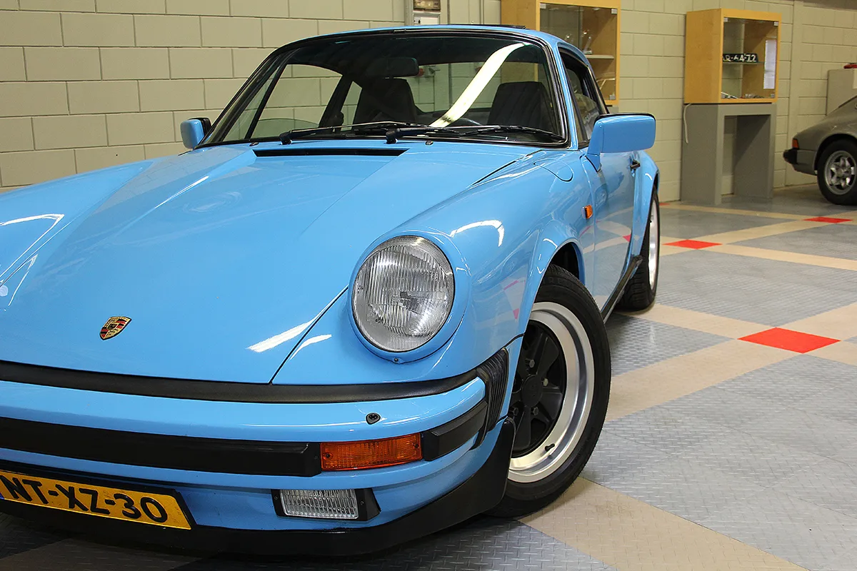 Porsche 911 (1986) — foto 1