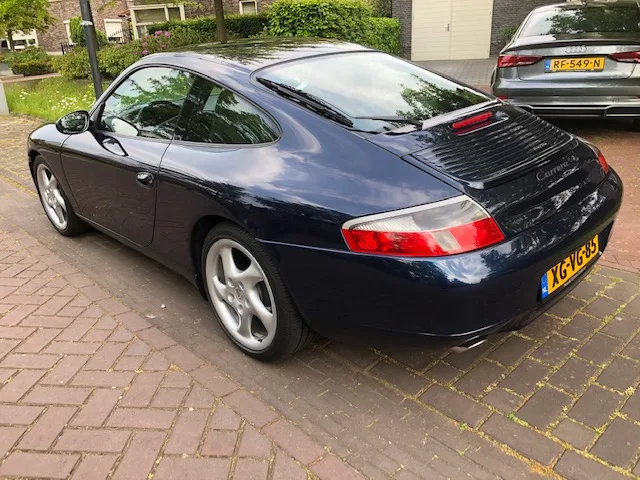 Porsche 911 (1998) — foto 1
