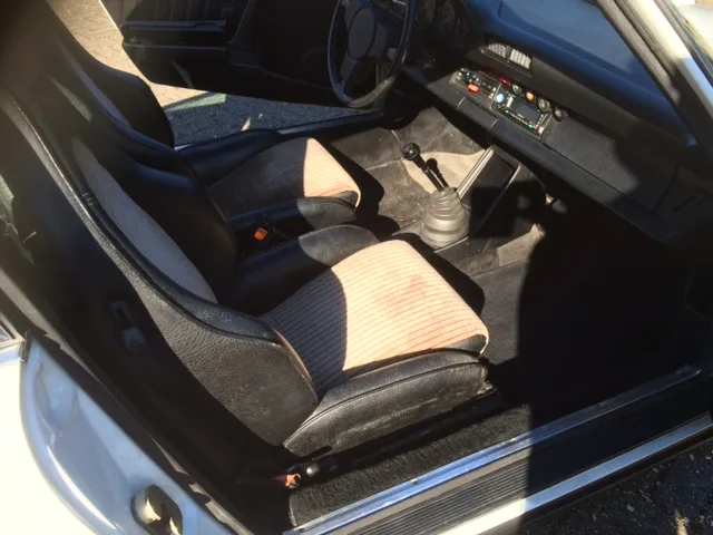Porsche 911 (1977) — foto 1