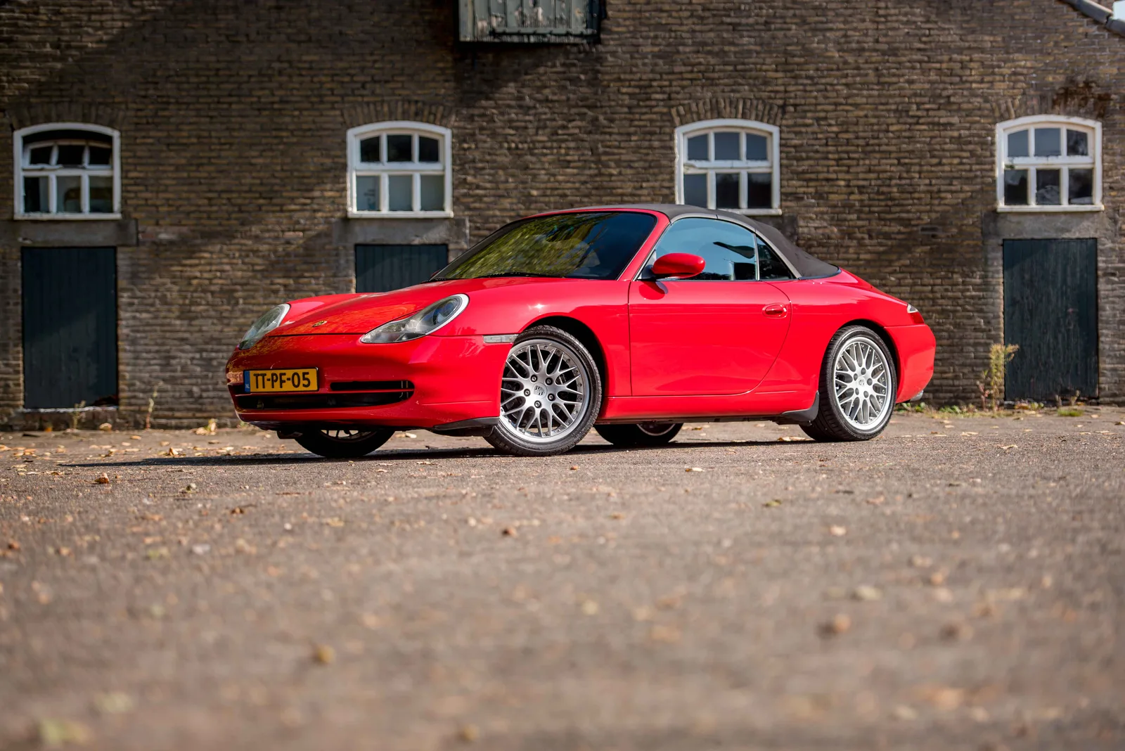 Porsche 911 (1998) — foto 1