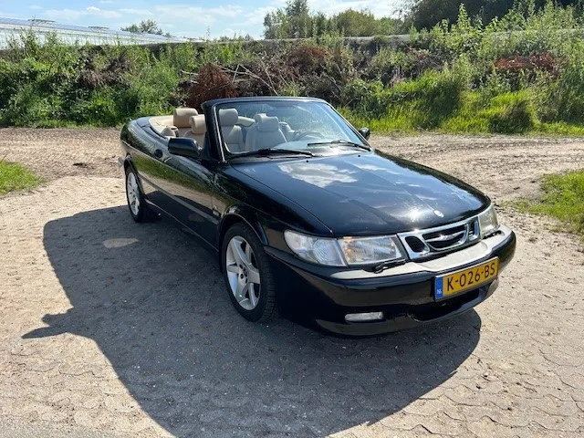Saab 9-3 (2004) — foto 1