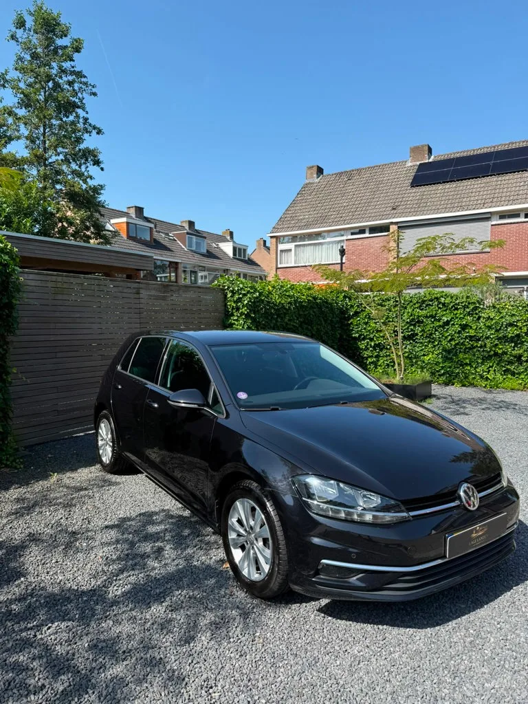 Volkswagen Golf (2017) — foto 1