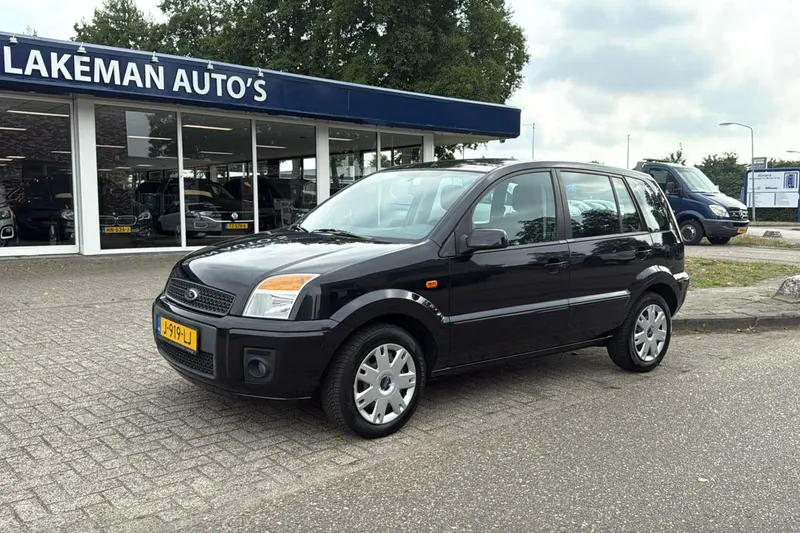 Ford Fusion (2010)