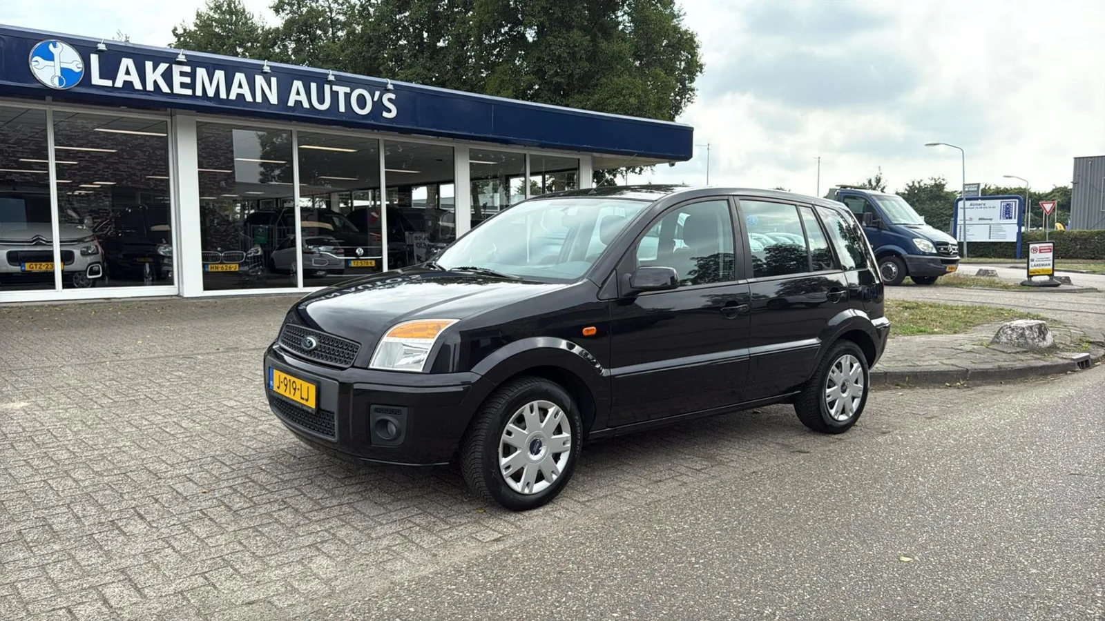Ford Fusion (2010) — foto 1