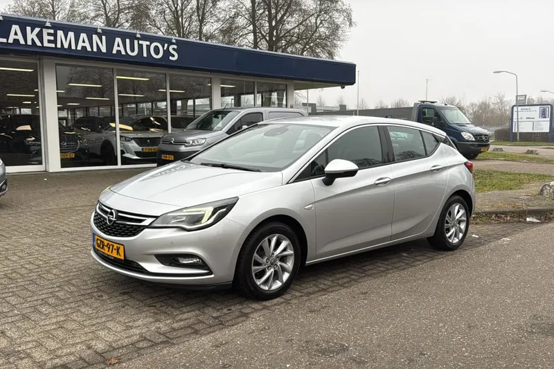 Opel Astra (2018)