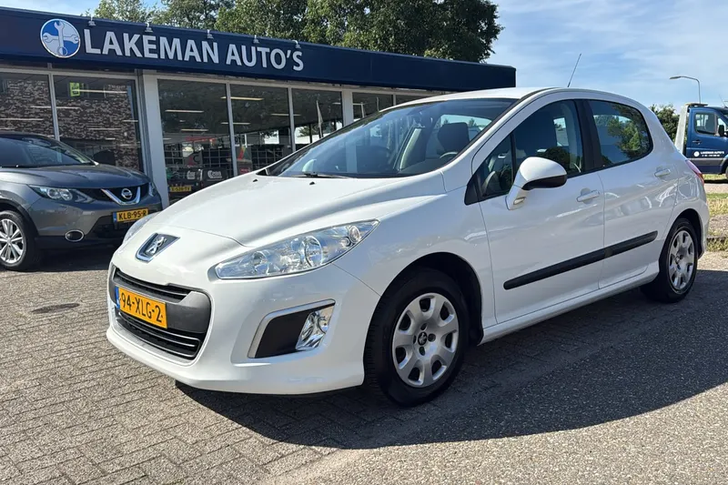 Peugeot 308 (2012)