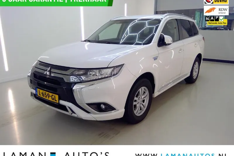 Mitsubishi Outlander (2021)