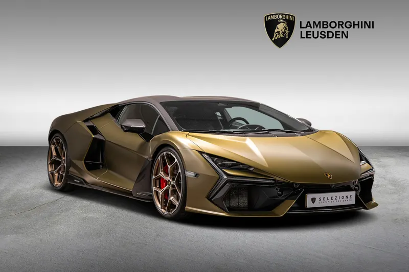 Lamborghini Revuelto (2025)
